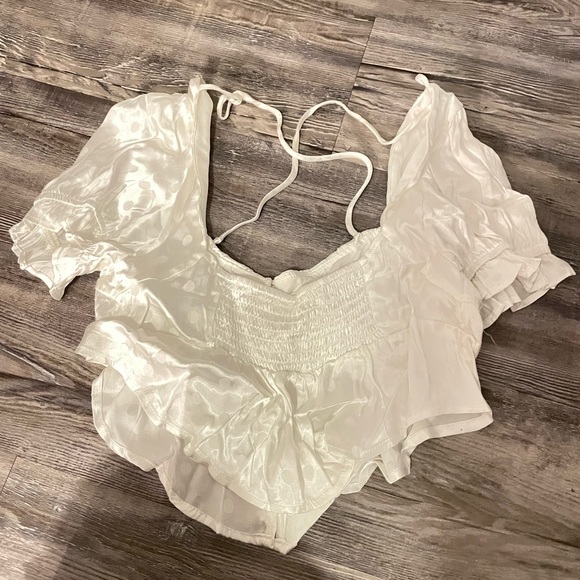 Satin Poka Dot White Crop Top - Tie back - Picture 4 of 5